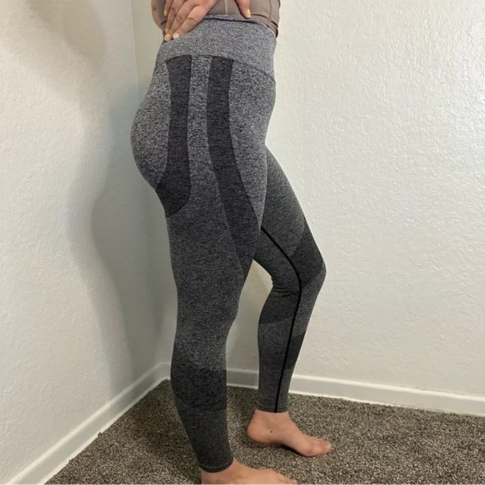 Marbled Gray PINK Active Yoga Leggings Size Medium
